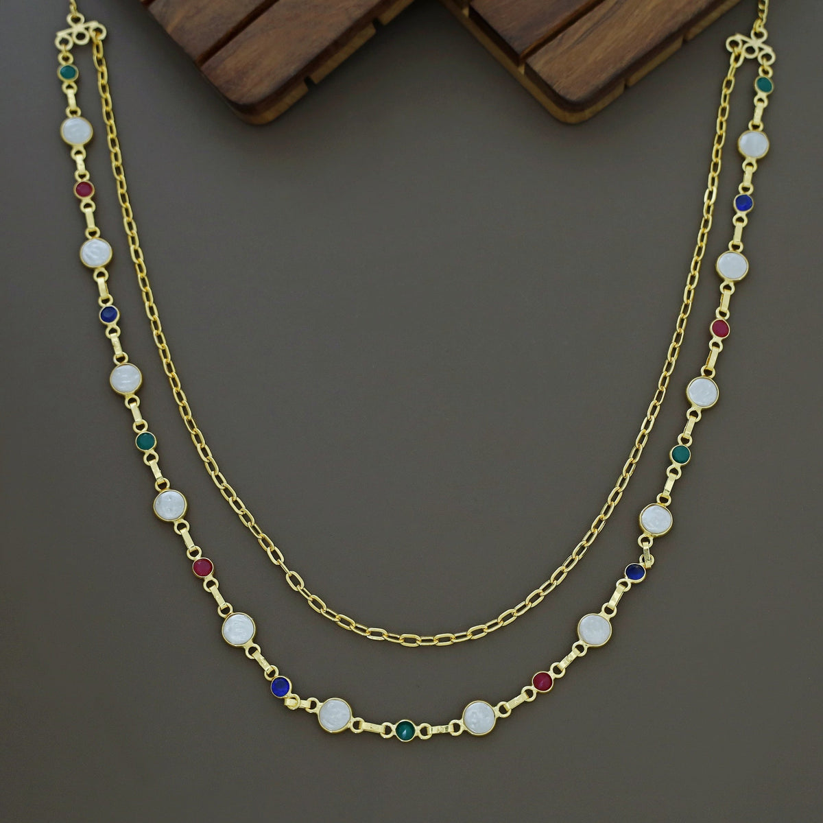 Glossy Baroque Neckpiece